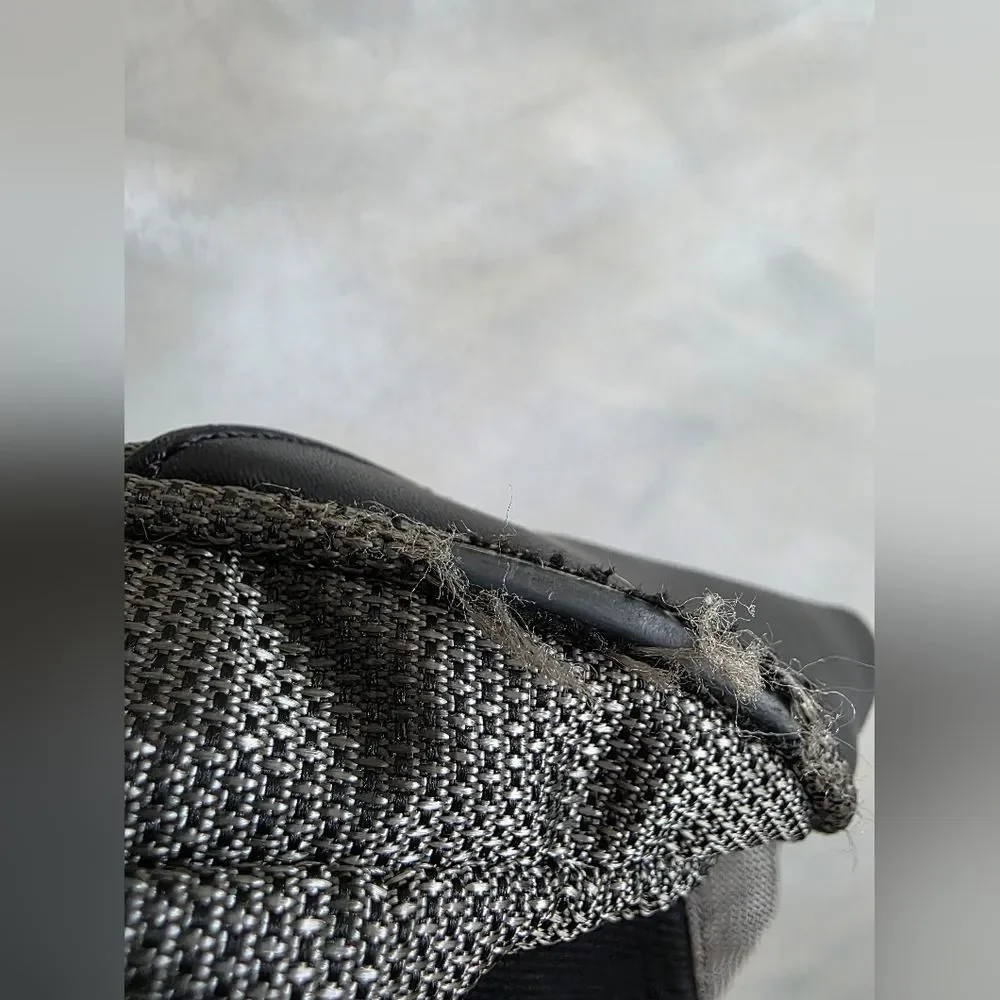 Tumi Green & Black Side Crossbody Bag 10.5x9.5x3.5